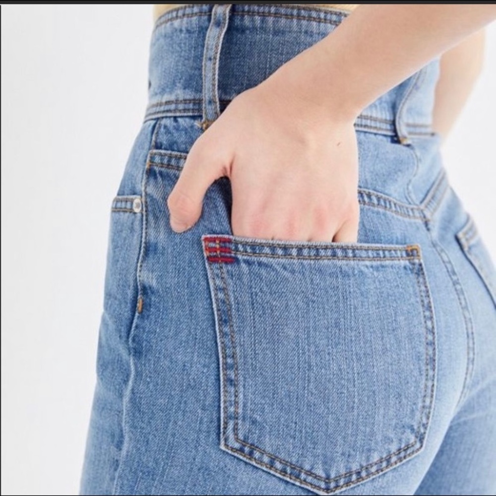 ✨SOLD✨NWOT BDG- Urban Outfitter’s Mom Jeans, SIZE:24 - Picture 2 of 8